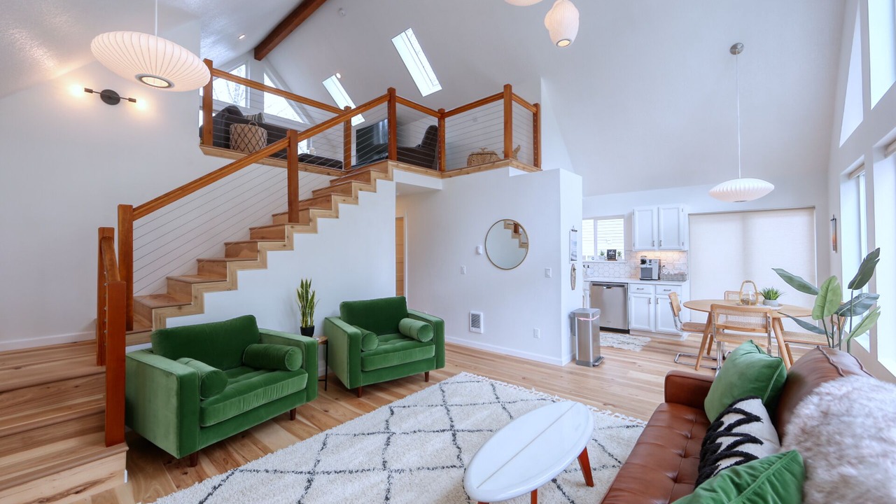 Photo of Livingroom in Rockaway Beach