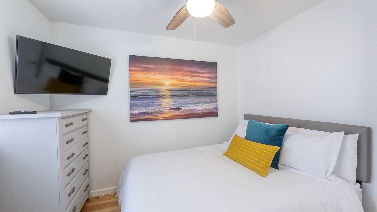 Photo of Bedroom in Rockaway Beach