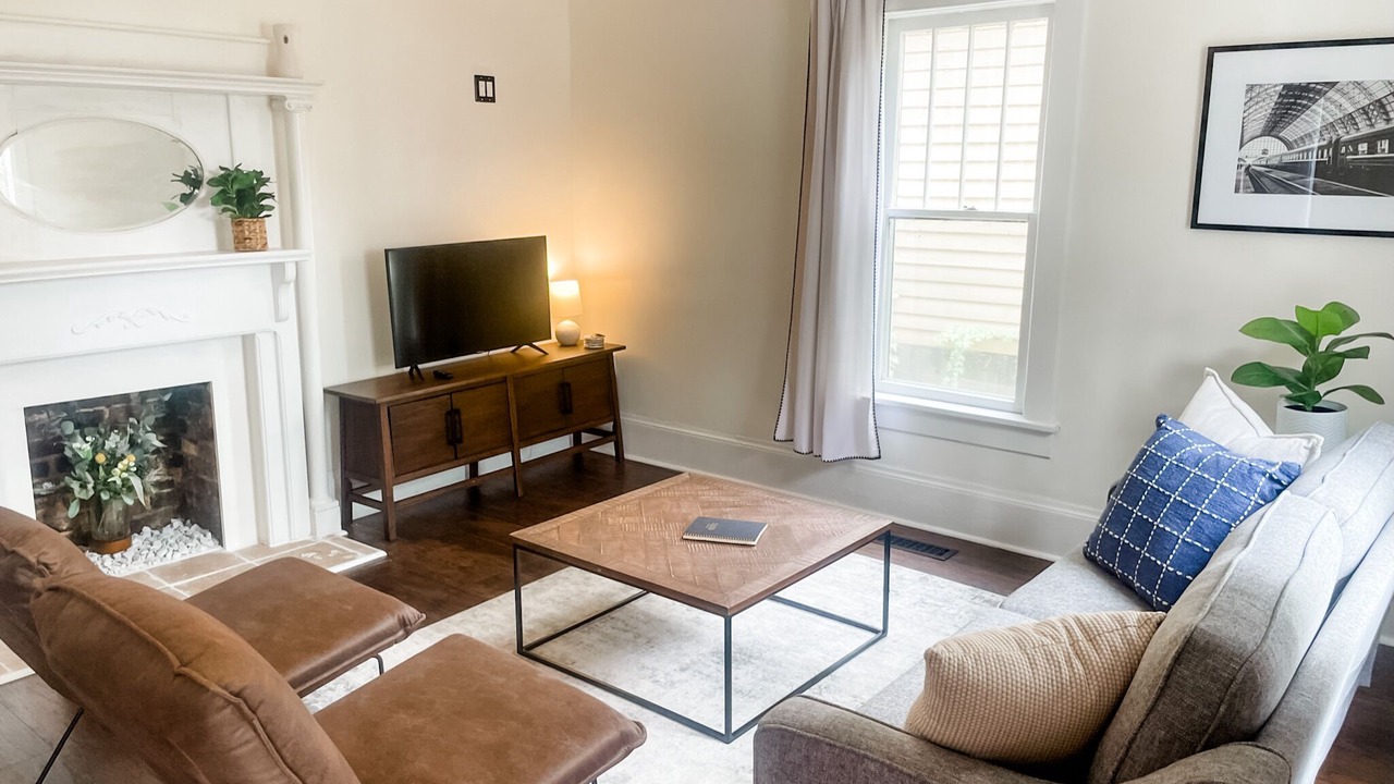 Photo of Livingroom in Huntsville
