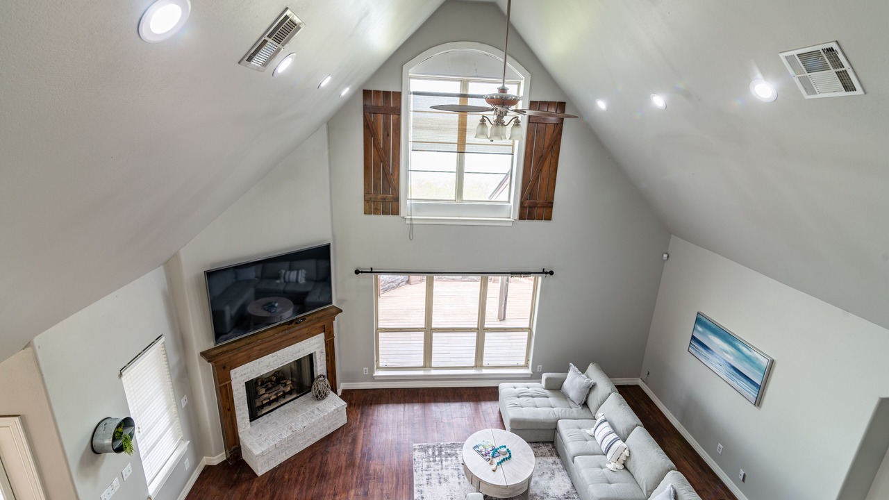 Photo of Livingroom in Sperry