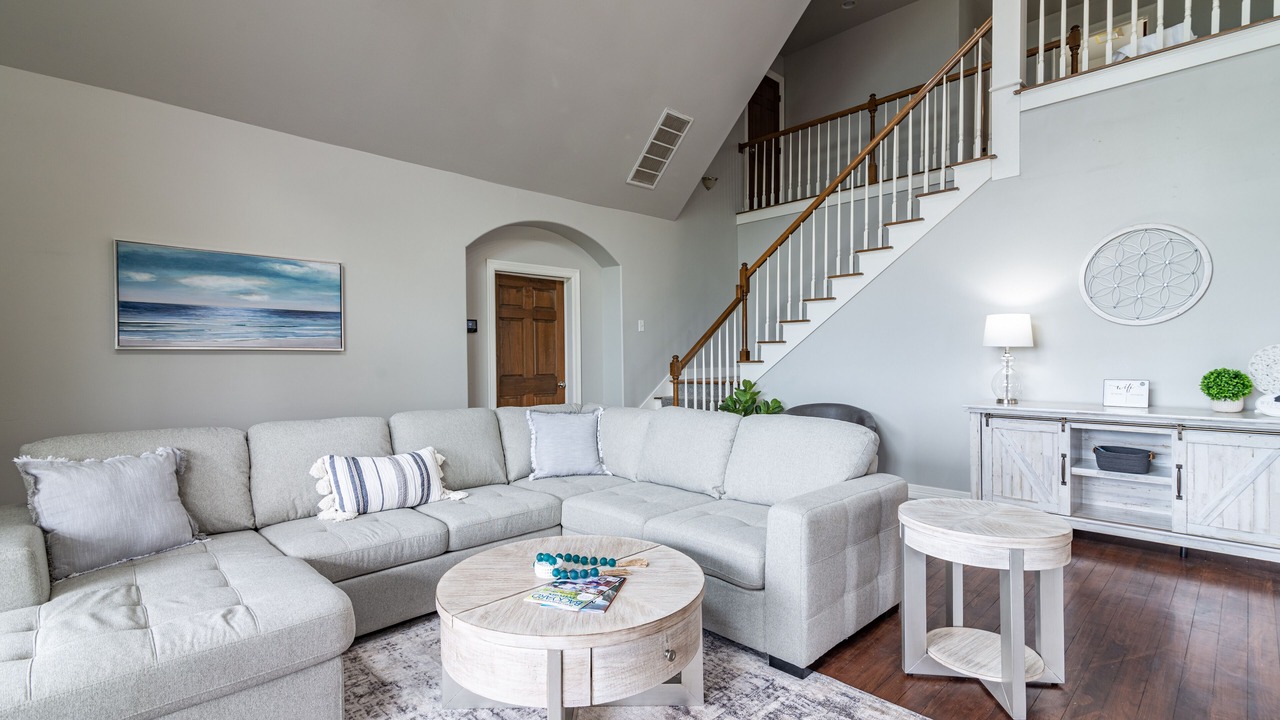 Photo of Livingroom in Sperry
