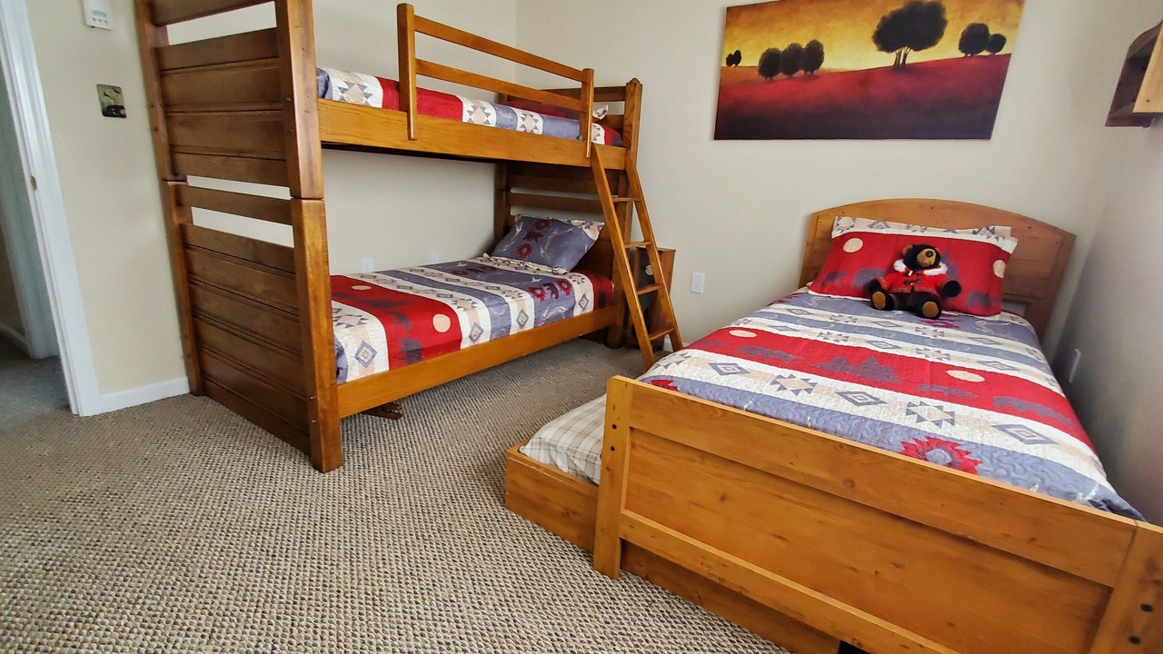 Photo of Bedroom in North Woodstock