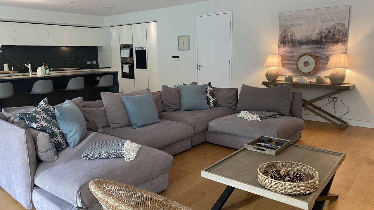 Photo of Livingroom in Boscombe