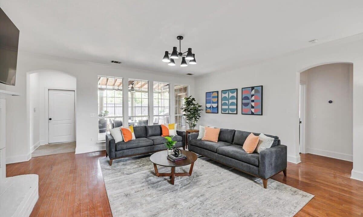 Photo of Livingroom in Plano