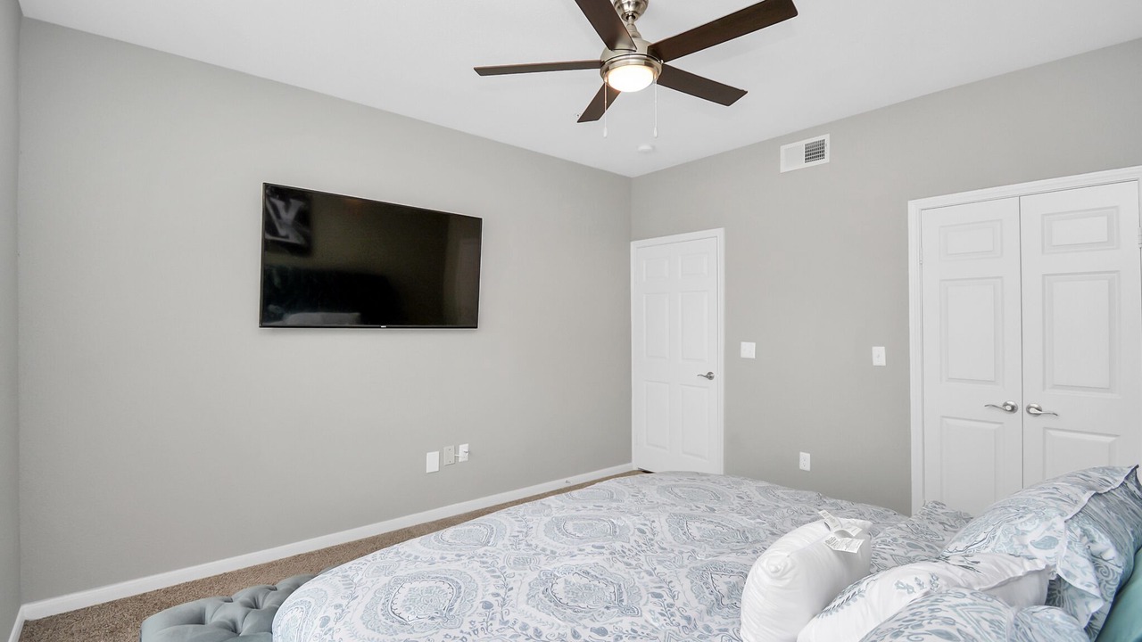 Photo of Bedroom in Uptown