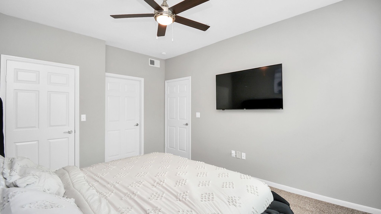 Photo of Bedroom in Uptown