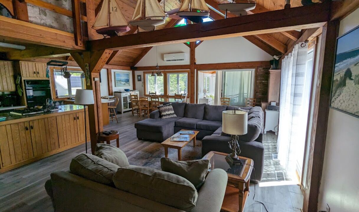 Photo of Livingroom in Charlestown