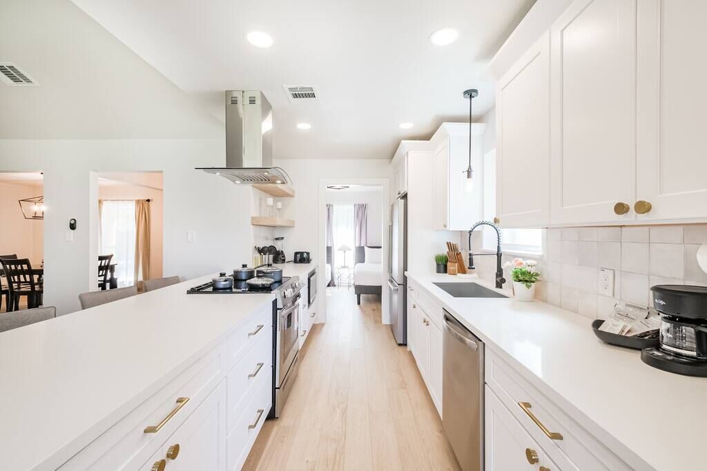 Photo of Kitchen in Garden Oaks