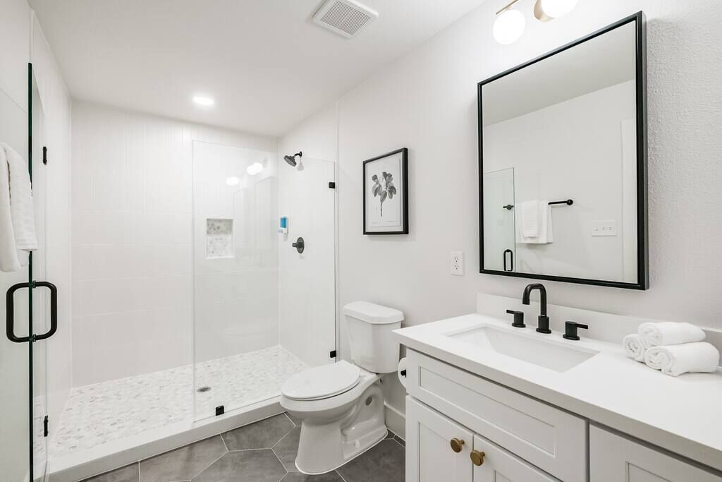 Photo of Bathroom in Garden Oaks