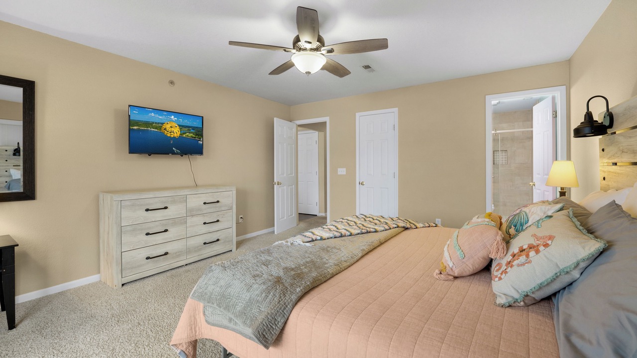 Photo of Bedroom in Osage Beach