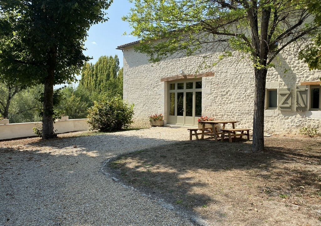 Photo of Outdoor in Chalais