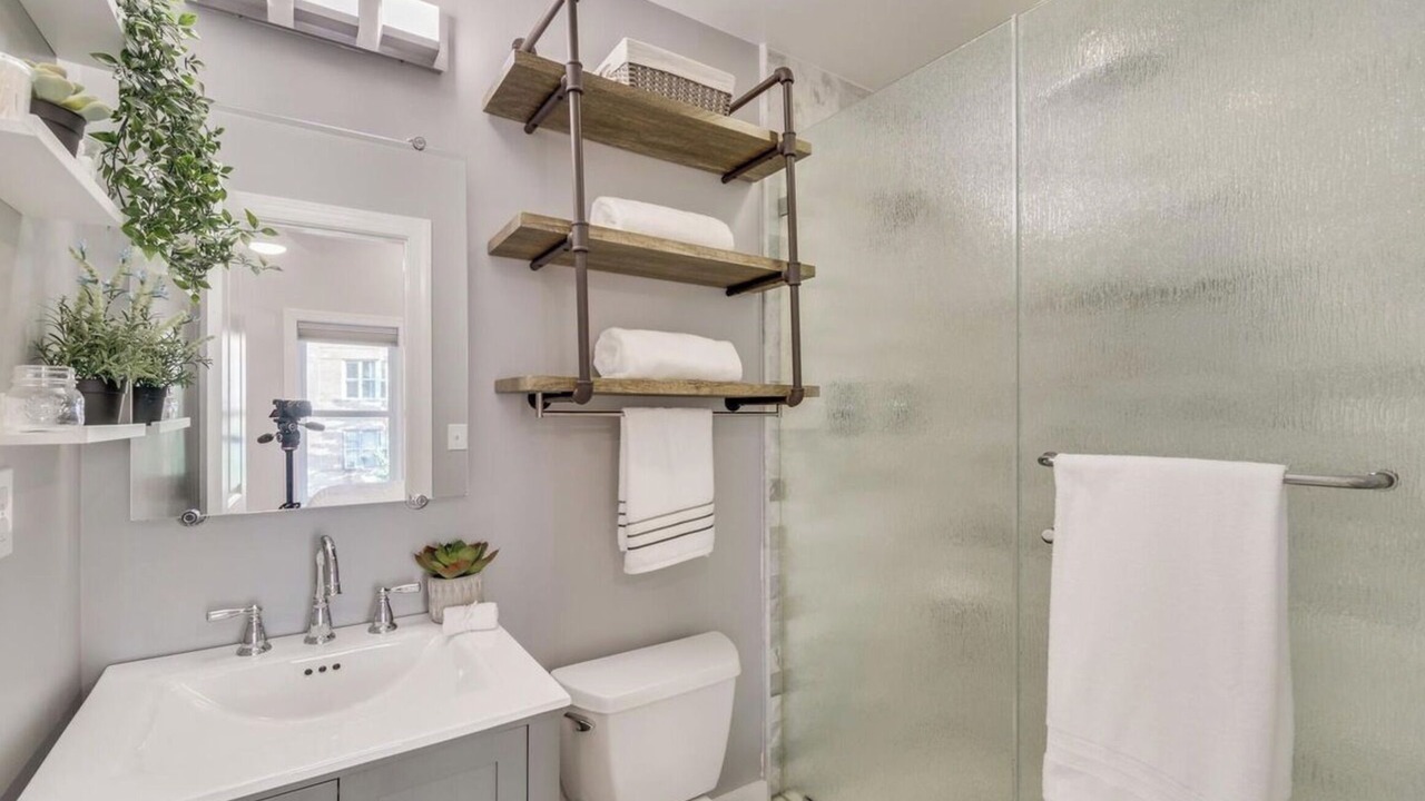 Photo of Bathroom in Columbia Heights