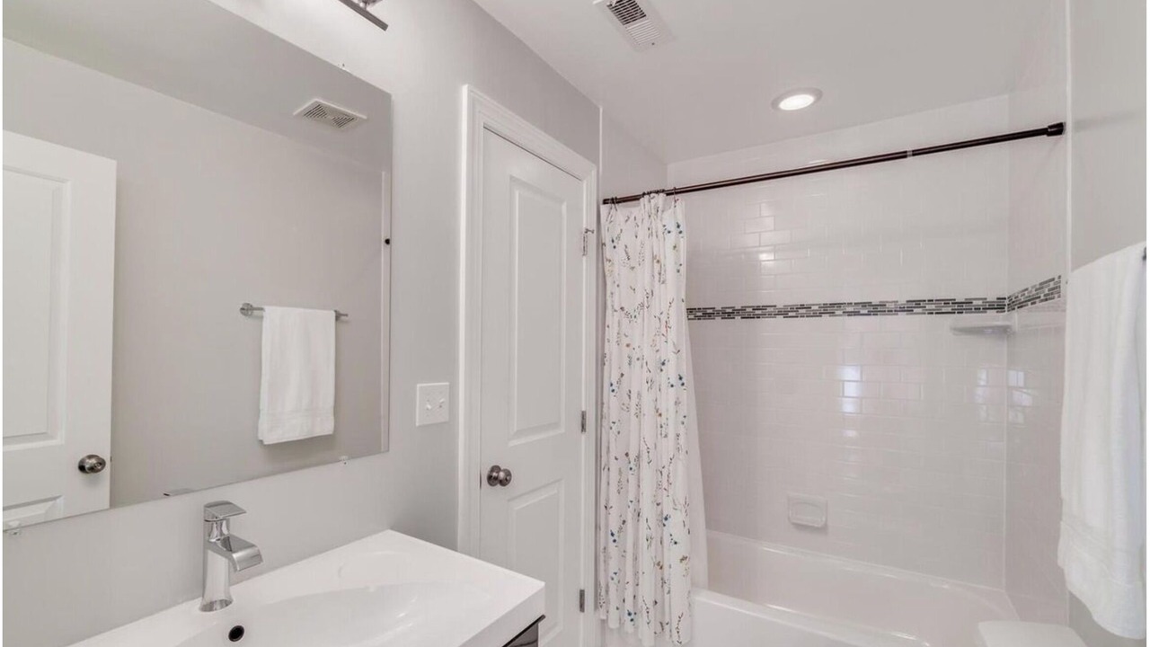 Photo of Bathroom in Columbia Heights
