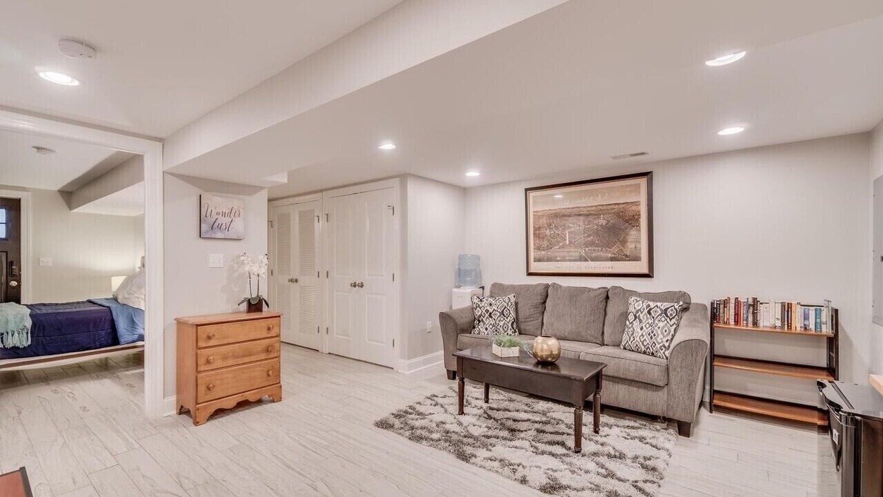 Photo of Livingroom in Columbia Heights