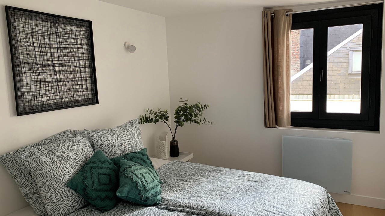 Photo of Bedroom in Rouen City Centre