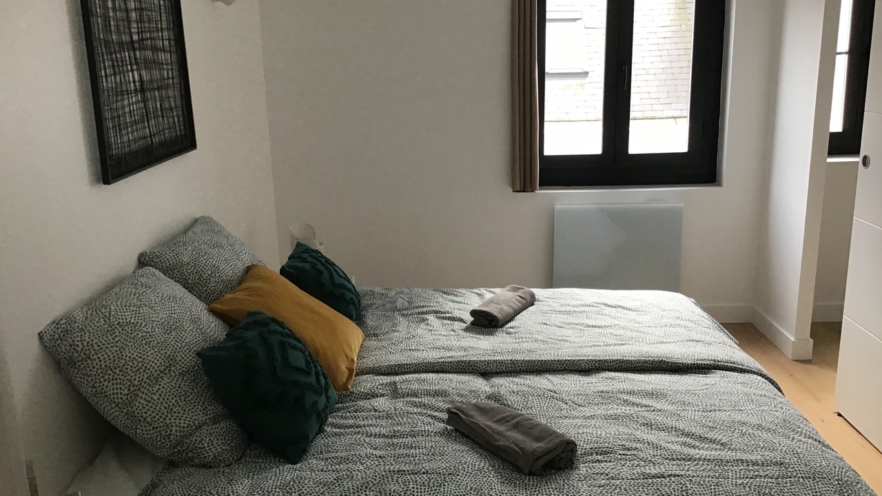 Photo of Bedroom in Rouen City Centre
