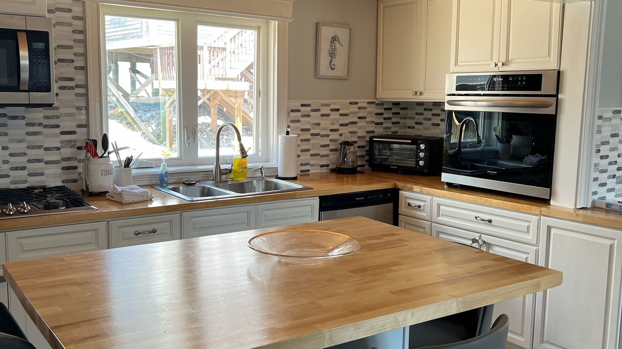 Photo of Kitchen in Brant Rock