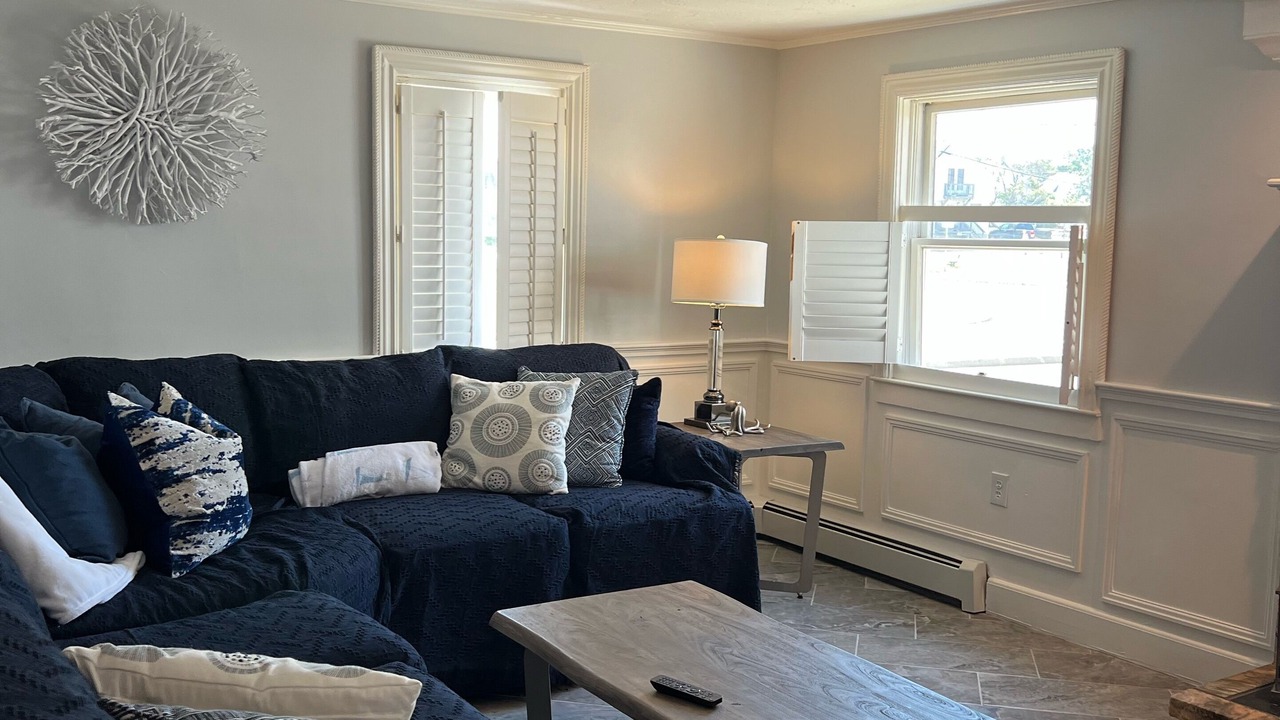 Photo of Livingroom in Brant Rock