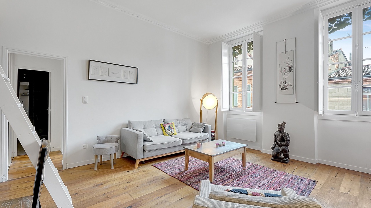 Photo of Livingroom in Arnaud Bernard