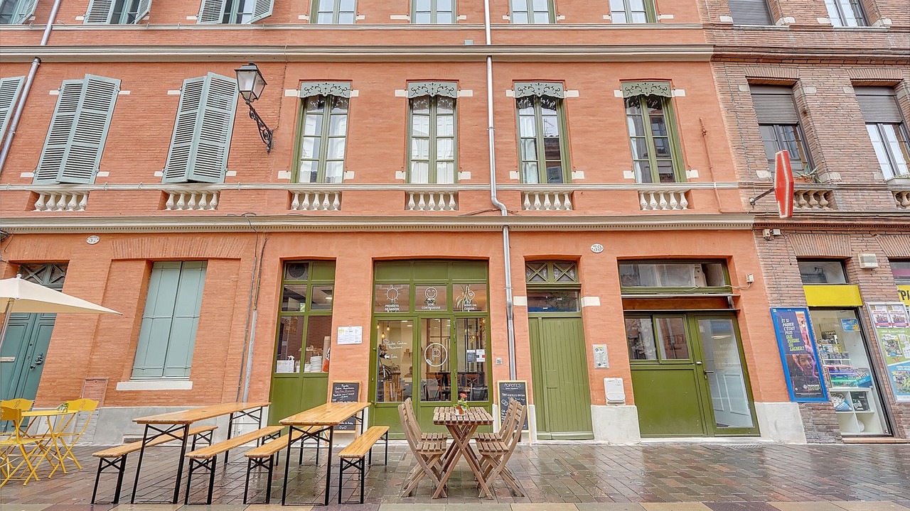 Photo of Outdoor in Arnaud Bernard