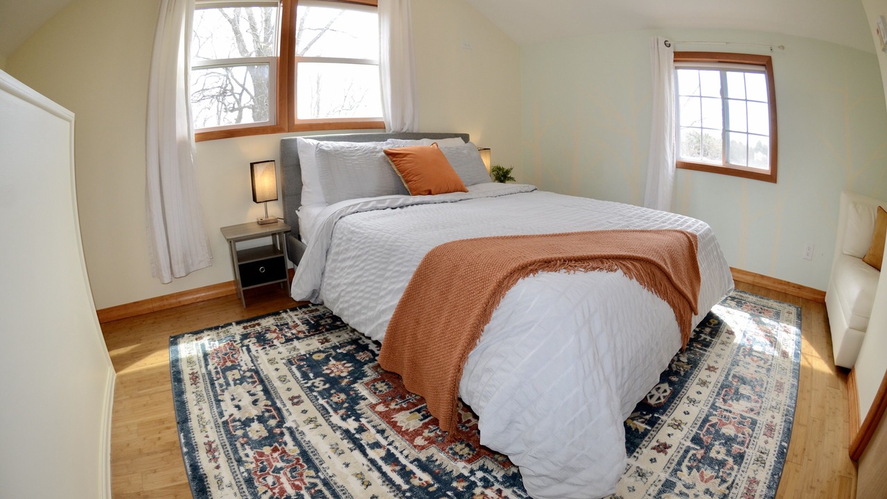 Photo of Bedroom in Guilderland Center