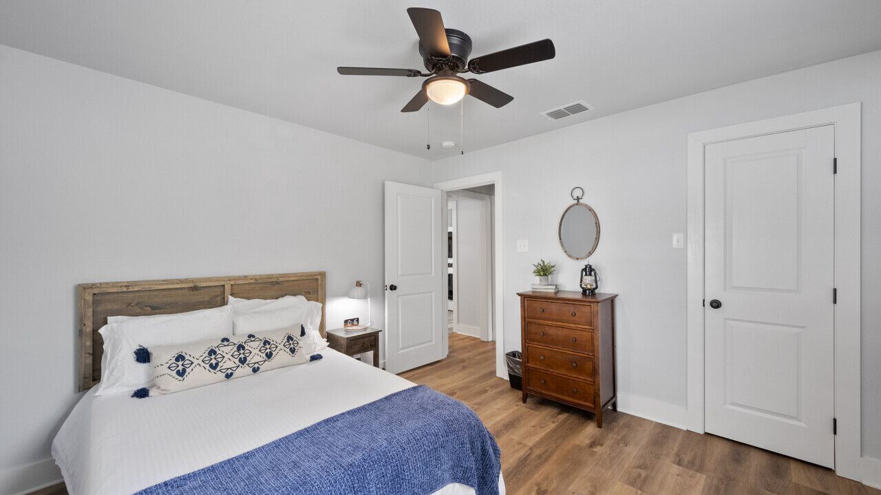 Photo of Bedroom in Dennis