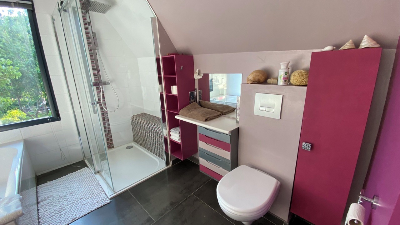 Photo of Bathroom in Les Hauts de Saint-Aubin