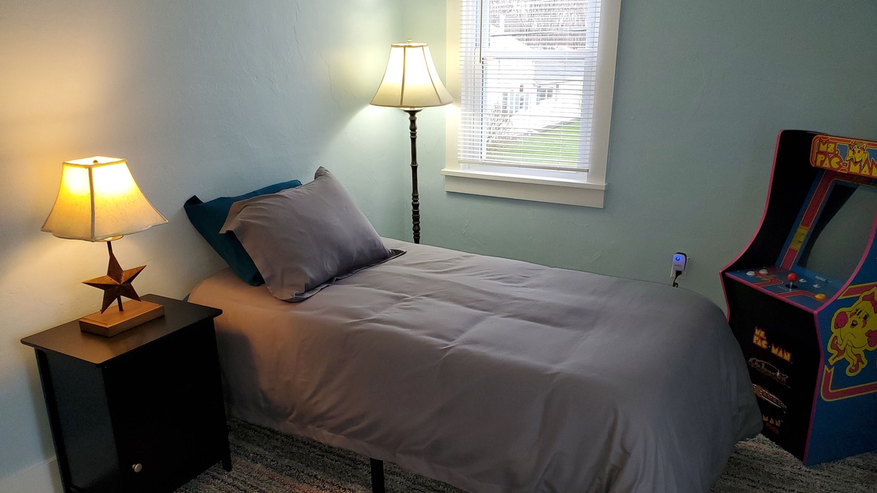Photo of Bedroom in Seneca Falls