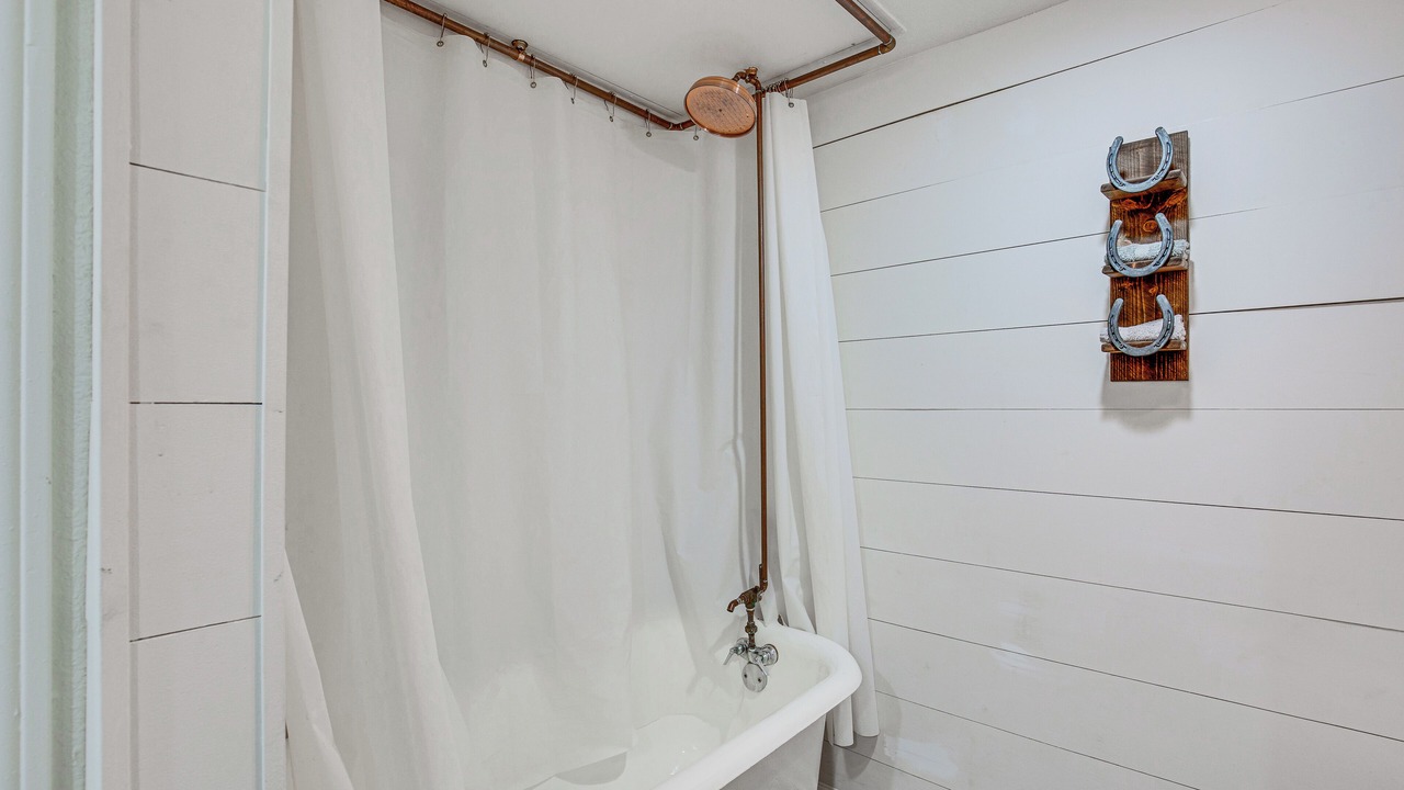 Photo of Bathroom in Rockwall