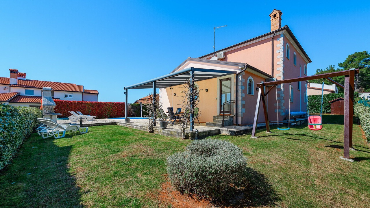Photo of Outdoor in Strpacici