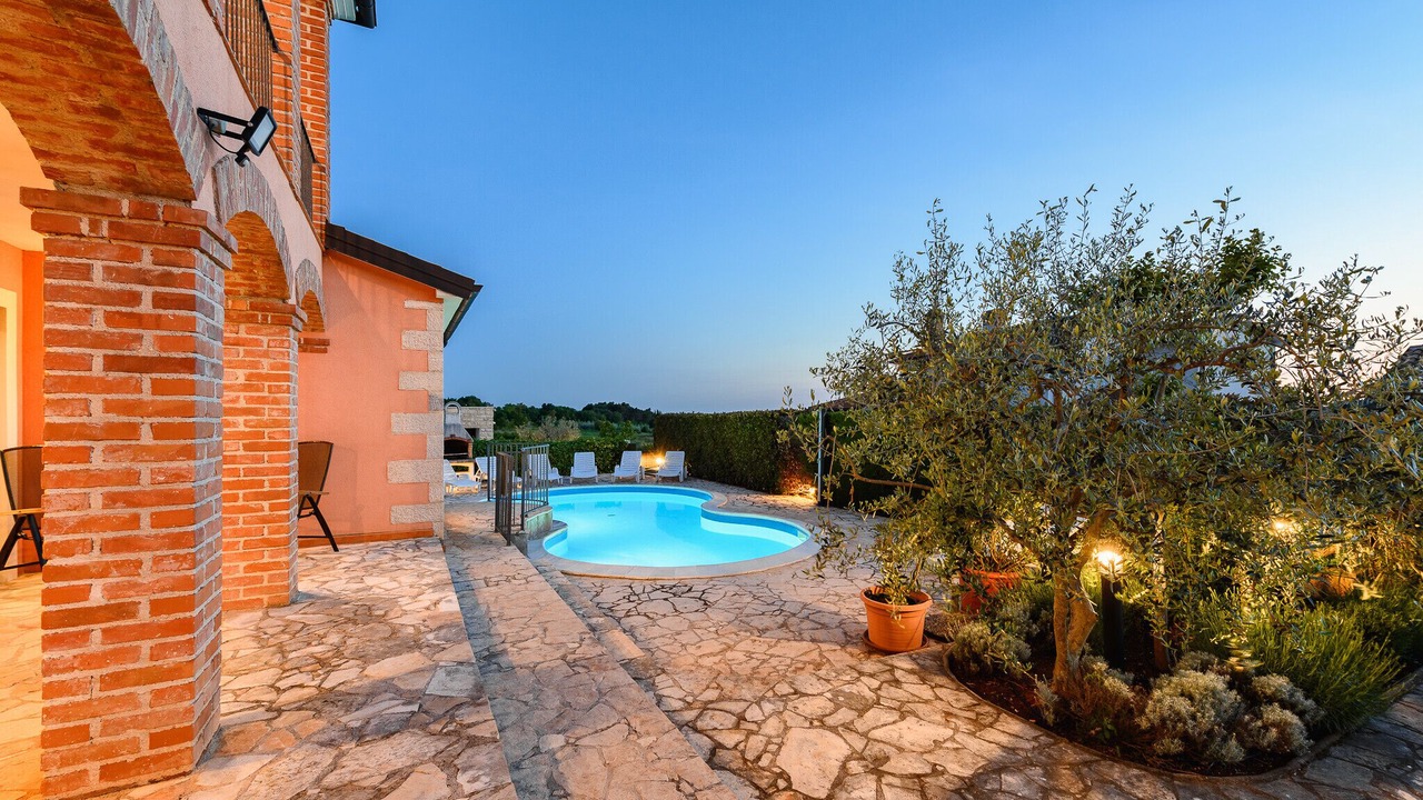 Photo of Outdoor in Strpacici