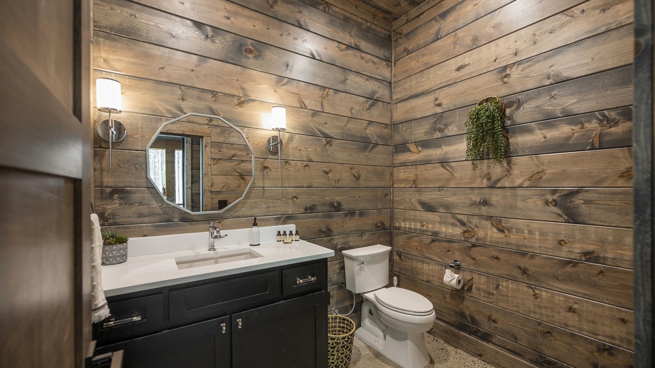 Photo of Bathroom in Hochatown