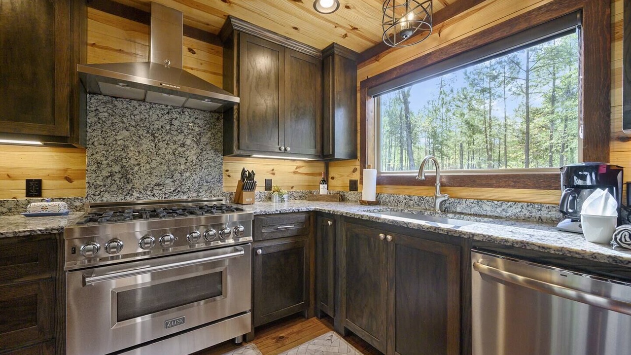 Photo of Kitchen in Hochatown