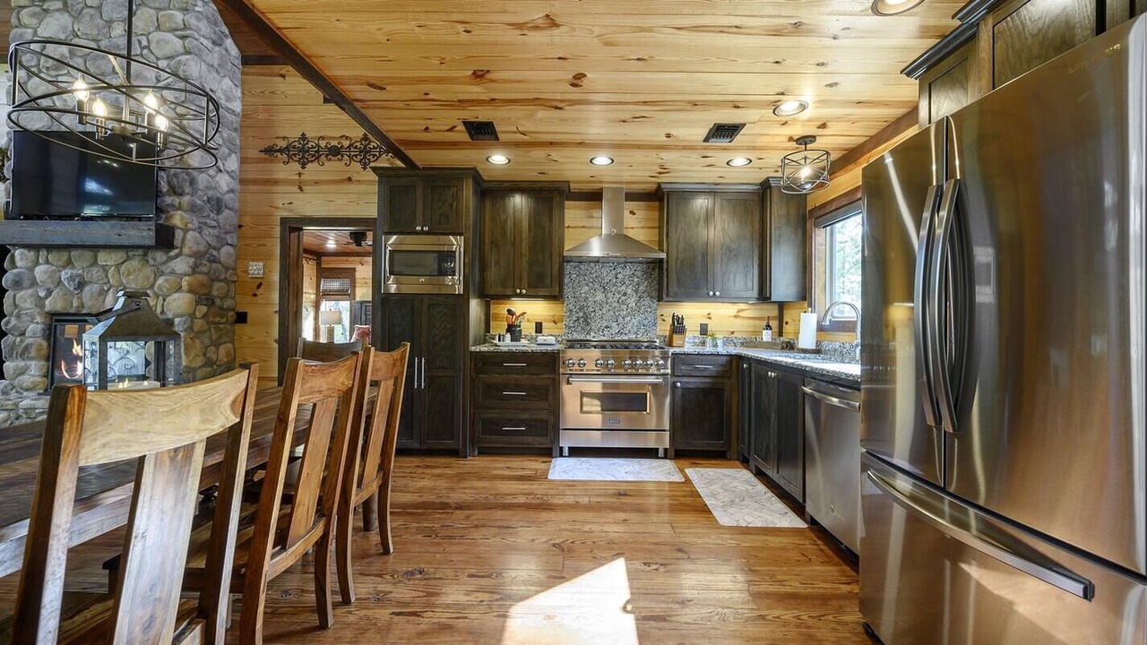 Photo of Kitchen in Hochatown