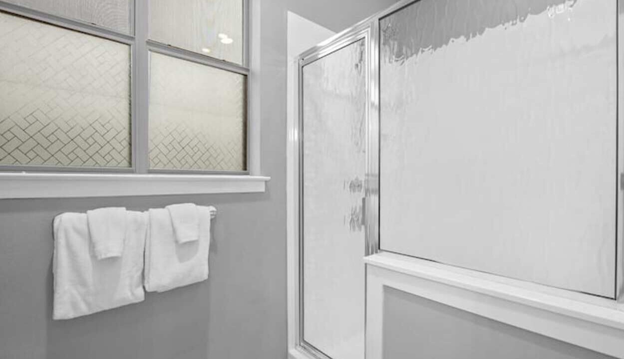 Photo of Bathroom in Runaway Bay