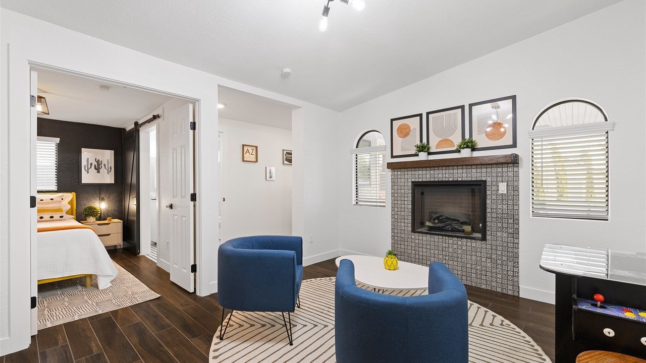 Photo of Livingroom in Garfield