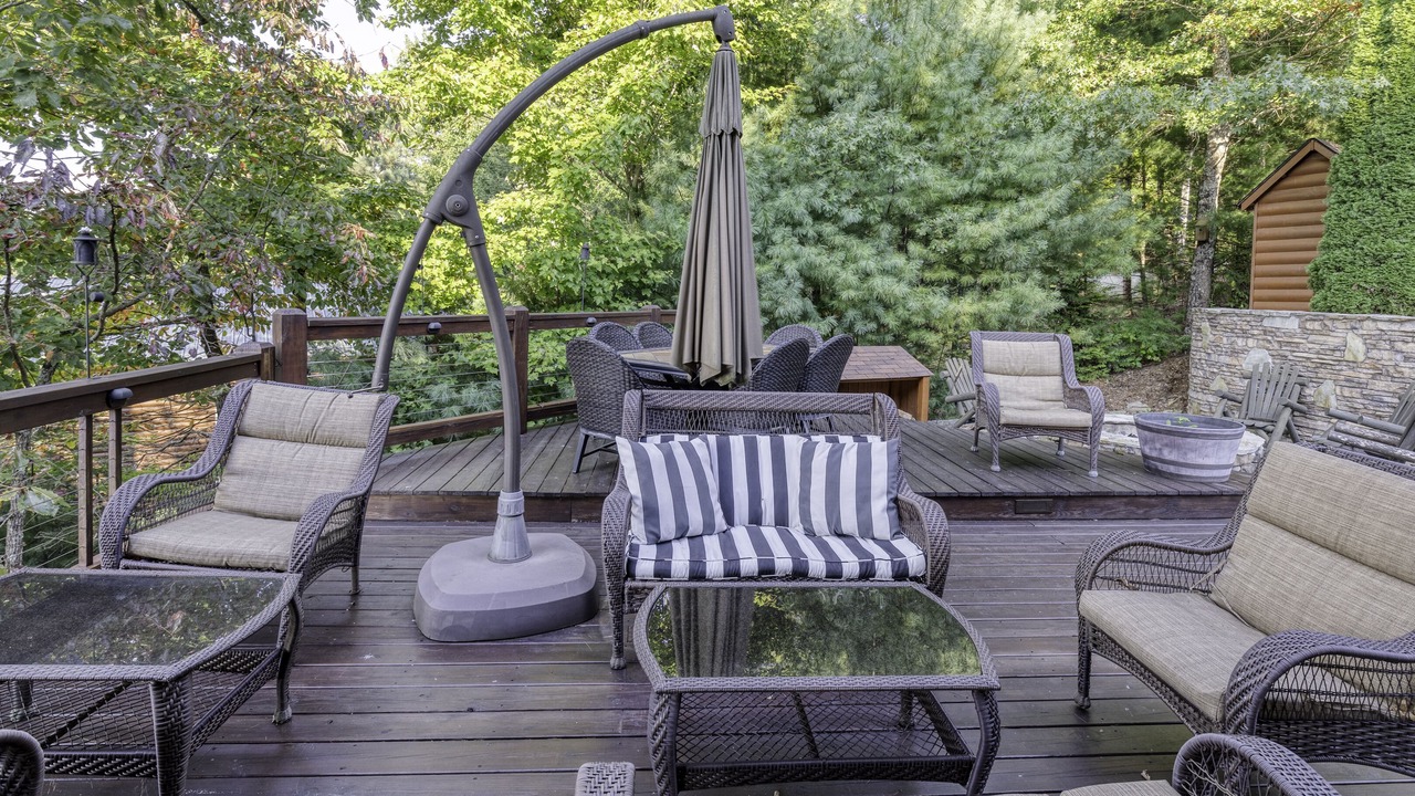 Photo of Patio Balcony in Hidden Lake