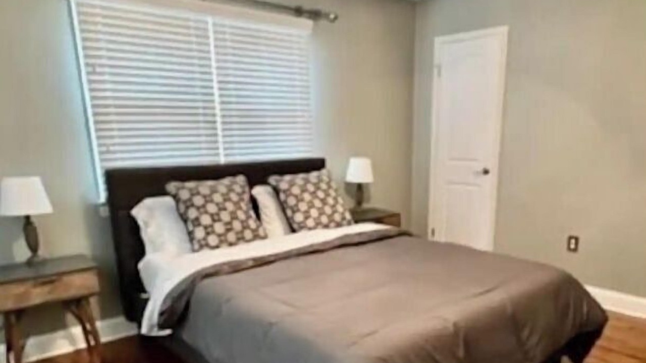 Photo of Bedroom in Elgin