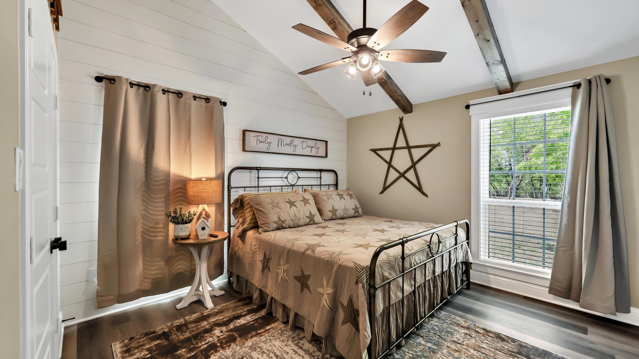 Photo of Bedroom in Waco
