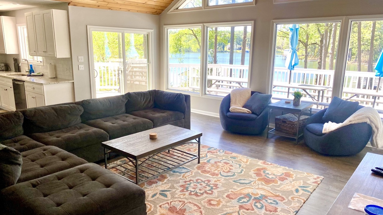 Photo of Livingroom in Henrico