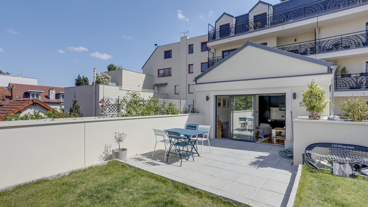 Photo of Outdoor in Clamart