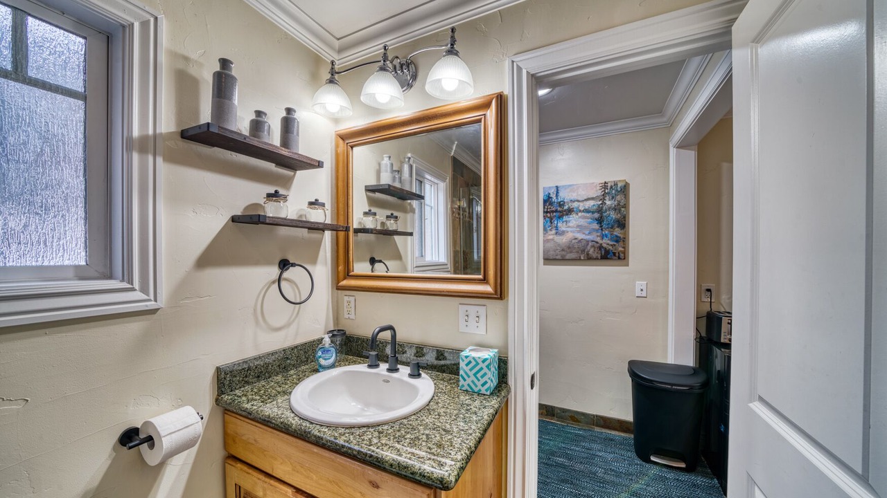 Photo of Bathroom in Lakeside Park