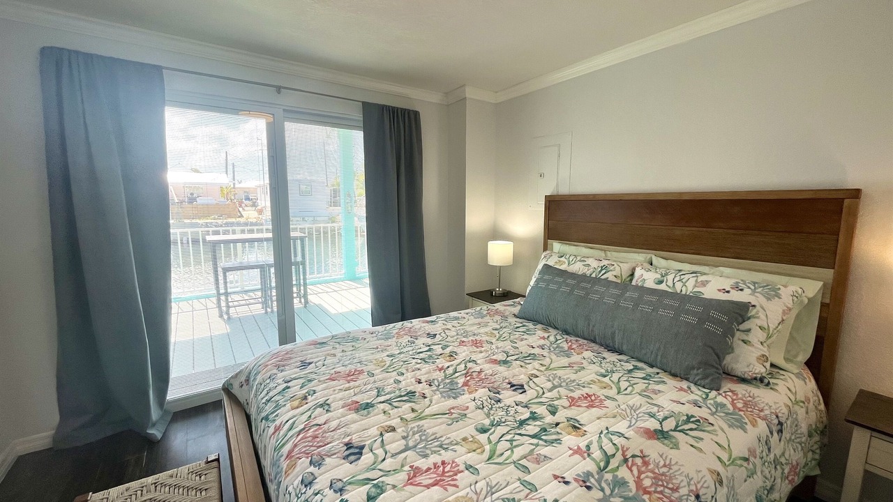 Photo of Bedroom in Tavernier