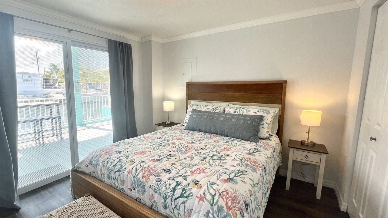 Photo of Bedroom in Tavernier