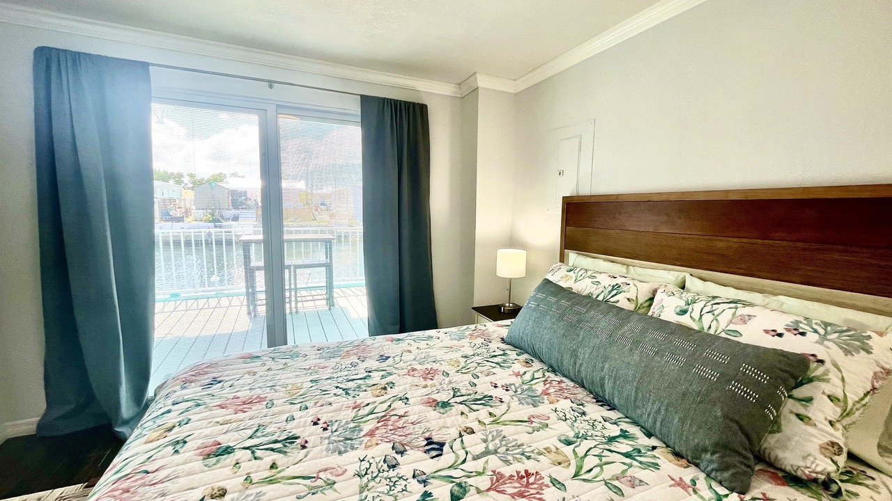 Photo of Bedroom in Tavernier