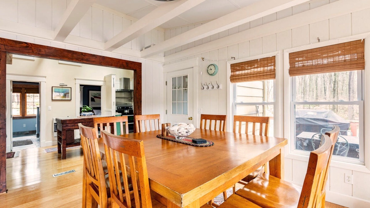 Photo of Bedroom in White Mills