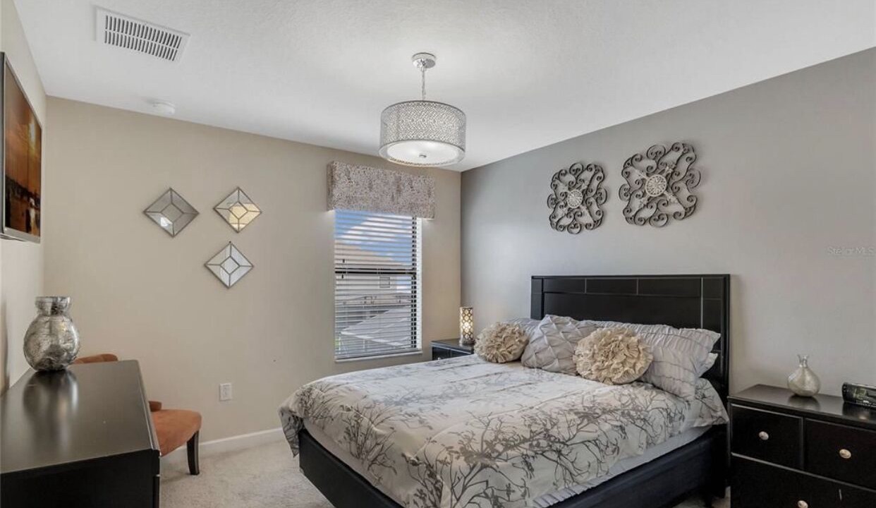 Photo of Bedroom in Davenport