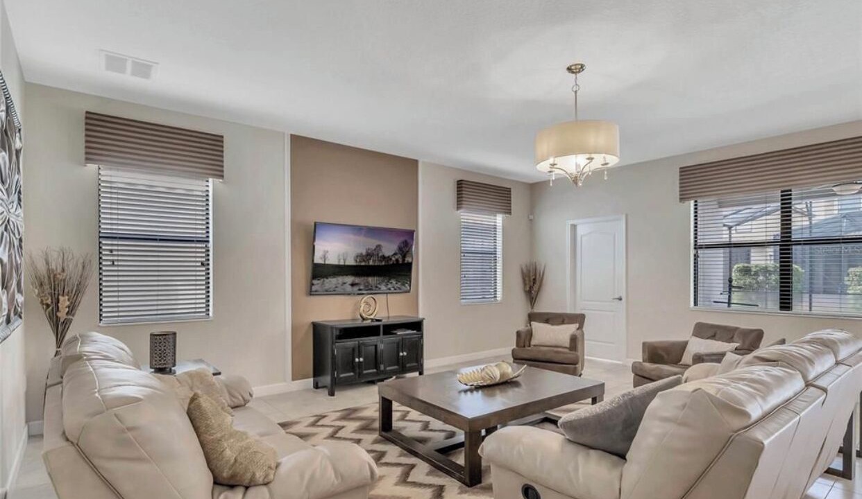 Photo of Livingroom in Davenport