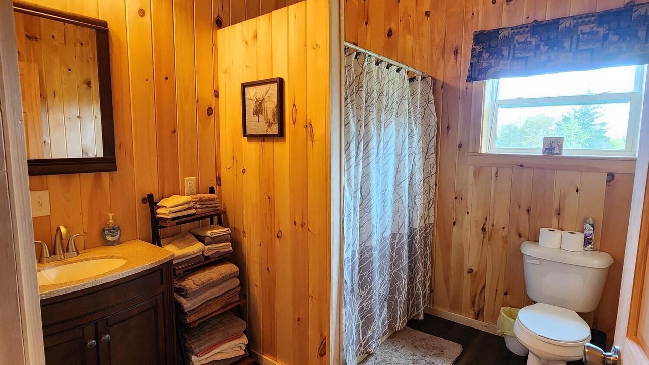 Photo of Bathroom in Caribou