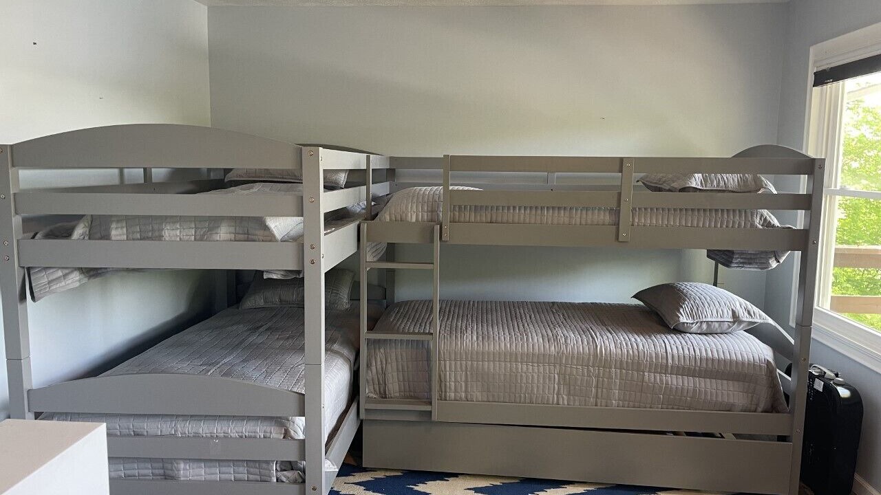 Photo of Bedroom in Goreville